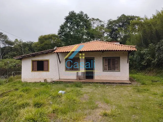 Chácara com 5000m² 3 quartos e 5 banheiros, à venda, no bairro Taipas De Pedras (Mailasqui) em São Roque
