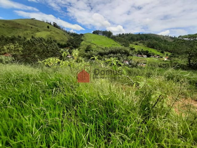 Chácara com 2000m², à venda, no bairro Zona Rural em Lagoinha