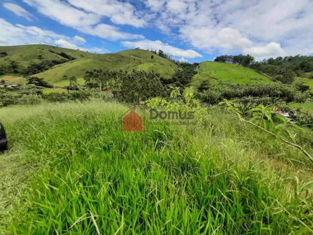 Chácara com 2000m², à venda, no bairro Zona Rural em Lagoinha