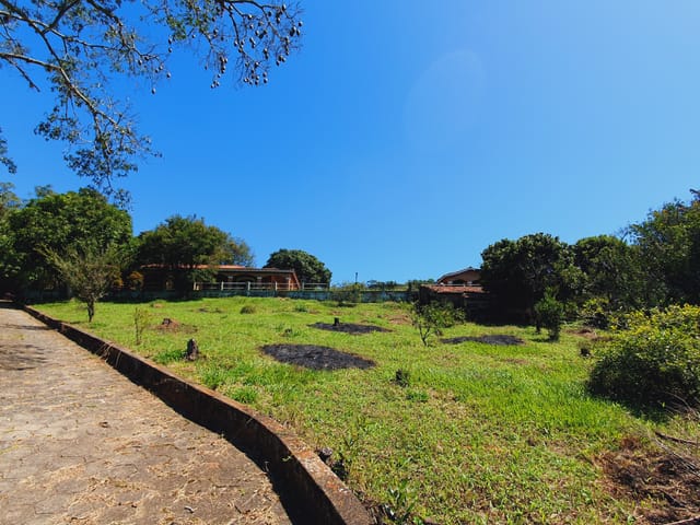 Chácara com 18100m² 4 quartos e 3 banheiros, à venda, no bairro Centro em Vargem