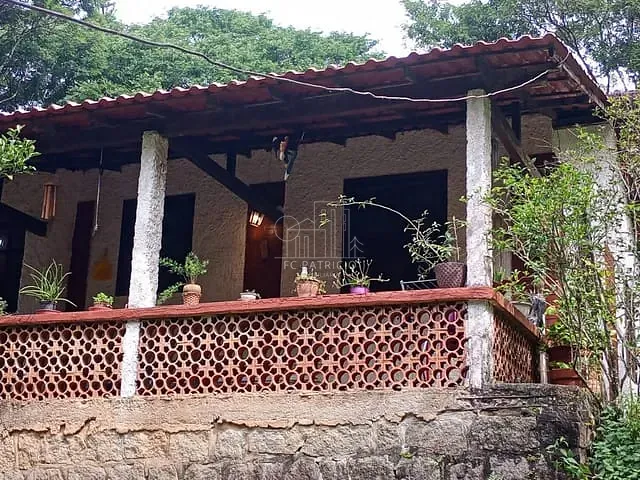 Chácara com 5150m² 5 quartos e 2 banheiros, à venda, no bairro Barreira em Guapimirim