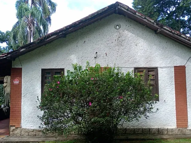 Chácara com 5150m² 5 quartos e 2 banheiros, à venda, no bairro Barreira em Guapimirim