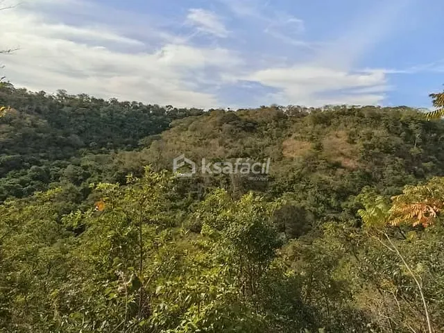 Chácara com 4m² 2 quartos e 1 banheiro, à venda, no bairro Centro em Jaraguari