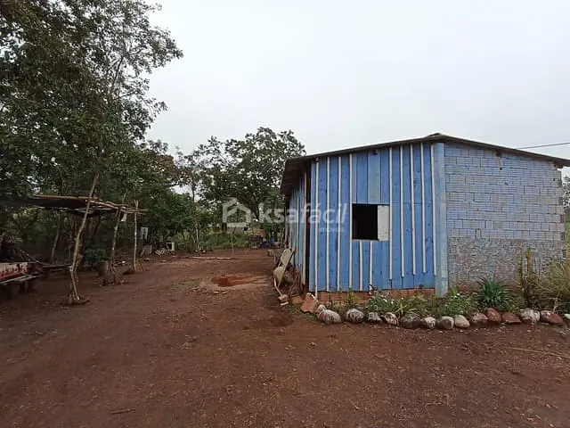 Chácara com 4m² 2 quartos e 1 banheiro, à venda, no bairro Centro em Jaraguari