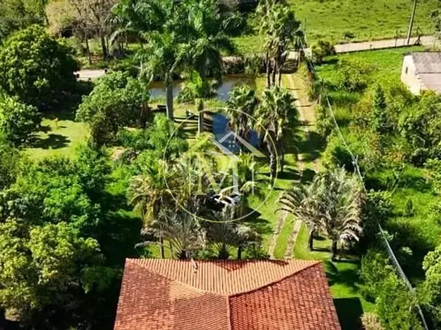 Chácara com 3500m² 4 quartos e 4 banheiros, à venda, no bairro Aparecidinha em Sorocaba