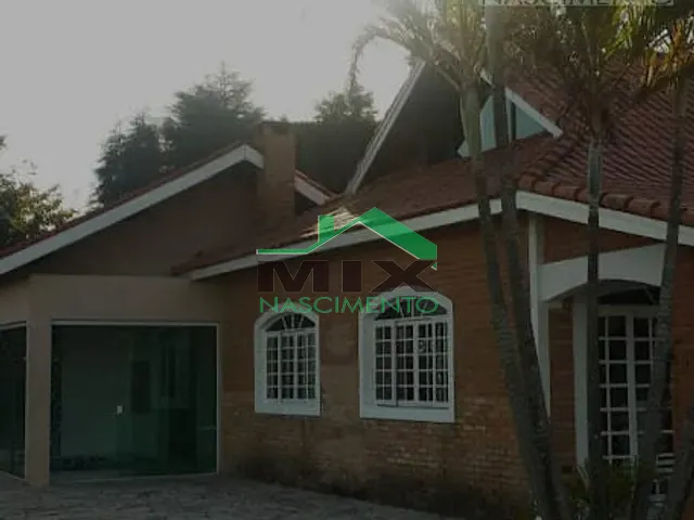 Chácara com 400m² 3 quartos e 6 banheiros, à venda, no bairro Mairinque em Mairinque