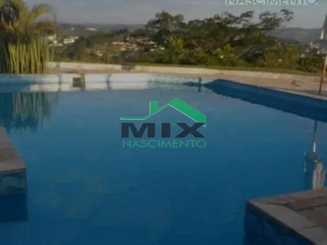 Chácara com 400m² 3 quartos e 6 banheiros, à venda, no bairro Mairinque em Mairinque