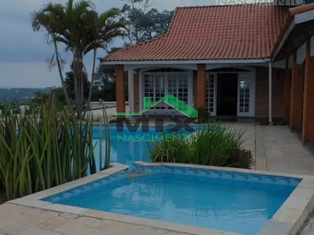 Chácara com 400m² 3 quartos e 6 banheiros, à venda, no bairro Mairinque em Mairinque