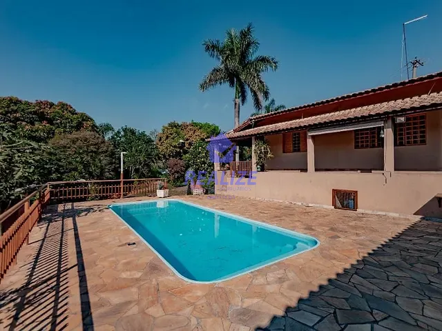 Chácara com 3000m² 3 quartos e 1 banheiro, à venda, no bairro Park Residencial Convívio em Botucatu