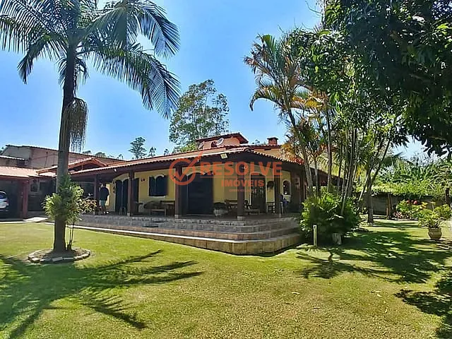 Chácara com 2550m² 3 quartos e 4 banheiros, à venda, no bairro JARDIM COSTÃO em Santa Branca