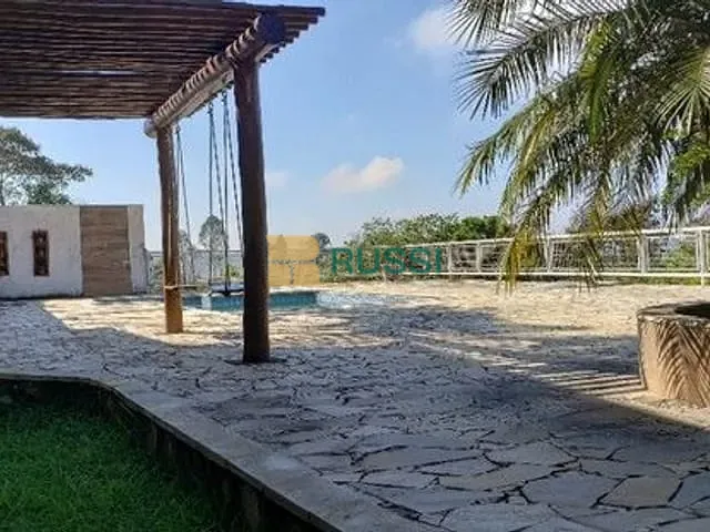 Chácara com 9700m² 3 quartos e 4 banheiros, à venda, no bairro Vila São Geraldo em São José dos Campos