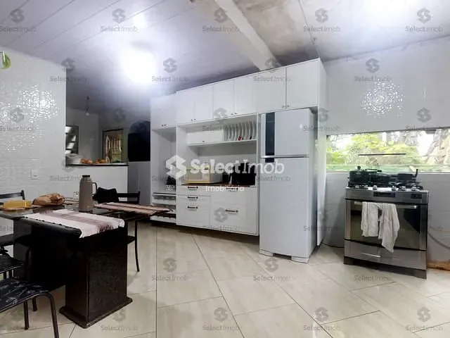 Chácara com 1563m² 3 quartos e 1 banheiro, à venda, no bairro Parque do Governador em Rio Grande da Serra