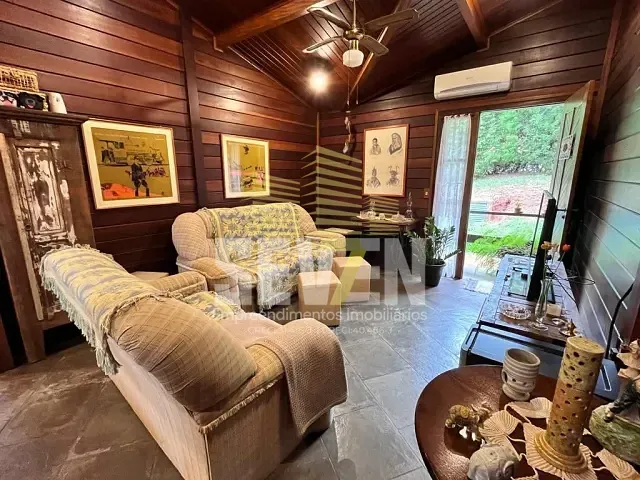 Chácara com 2500m², à venda, no bairro Recanto dos Nobres em Agudos
