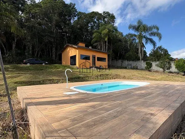 Chácara com 4000m² 2 quartos e 2 banheiros, à venda, no bairro Biritiba-Ussu em Mogi das Cruzes