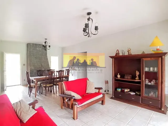 Chácara com 1800m² 4 quartos e 3 banheiros, à venda, no bairro Loteamento Chácaras Vale das Garças em Campinas