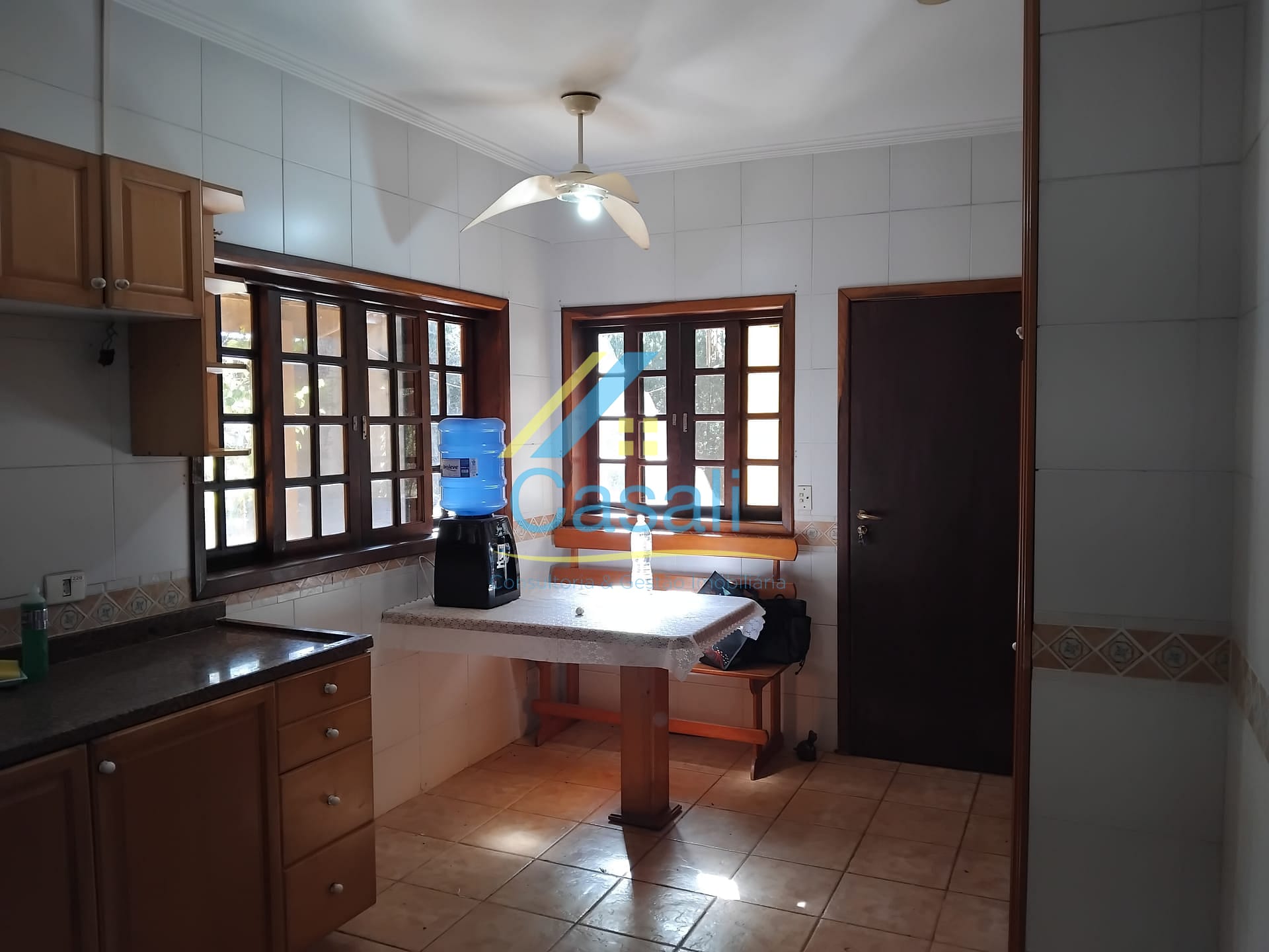 Chácara à venda e aluguel com 5 quartos, 207m² - Foto 11