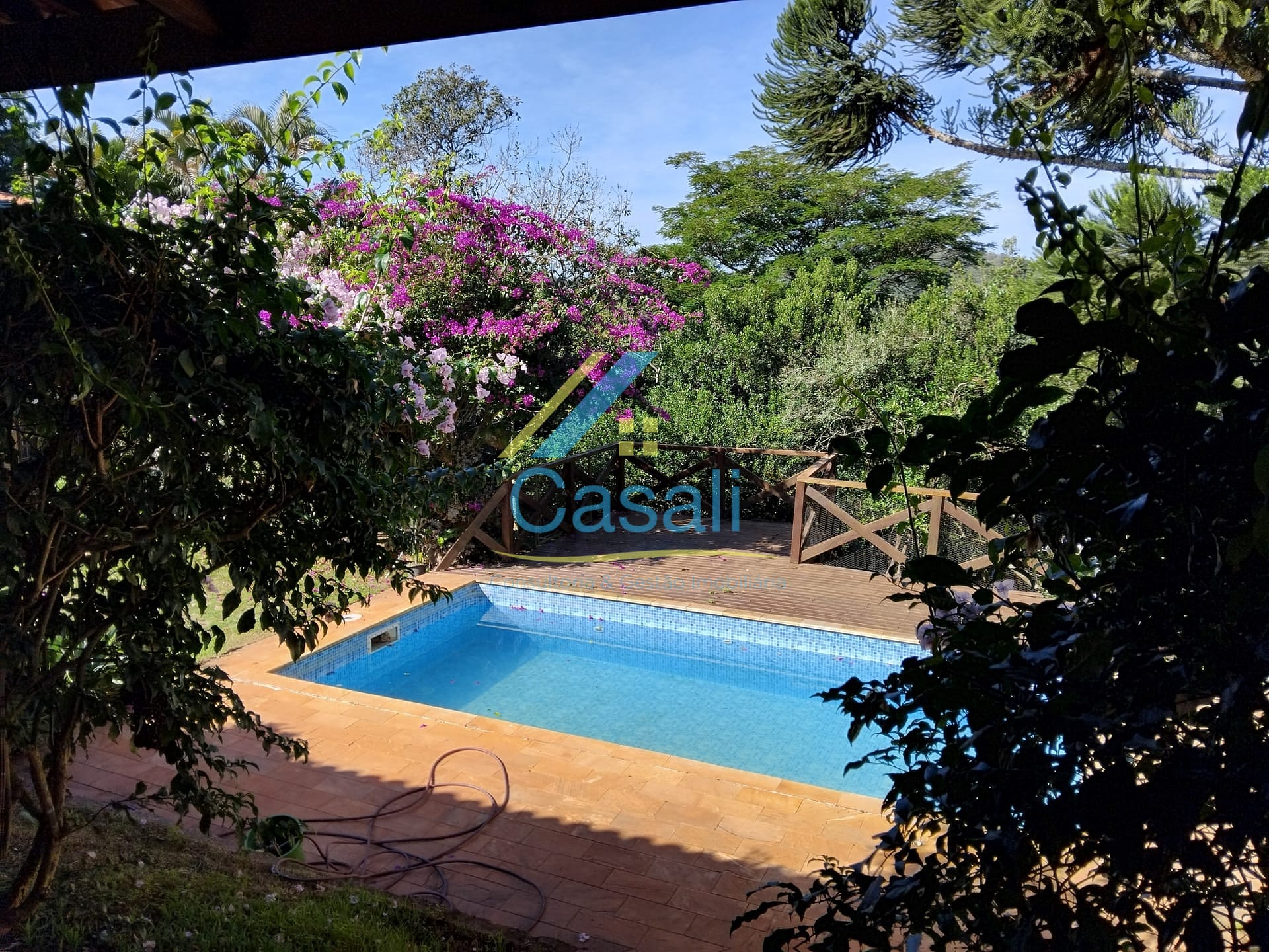 Chácara à venda e aluguel com 5 quartos, 207m² - Foto 23