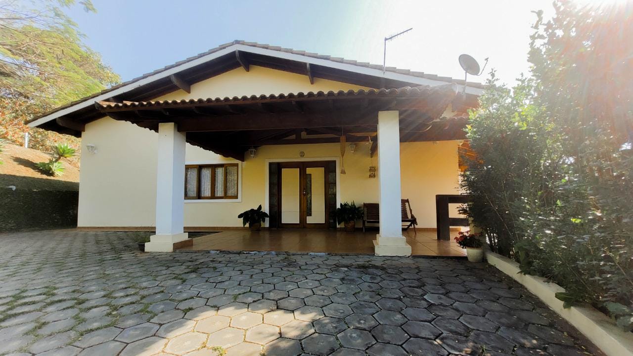 Chácara à venda 4 Quartos, 2 Suítes, Guaxanduva, Piracaia  - SP
