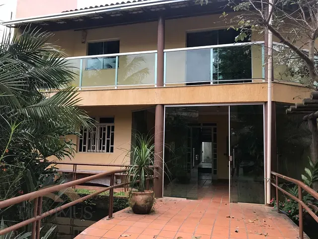 Chácara com 1600m² 8 quartos e 8 banheiros, à venda, no bairro Residencial Porto Seguro em Caratinga