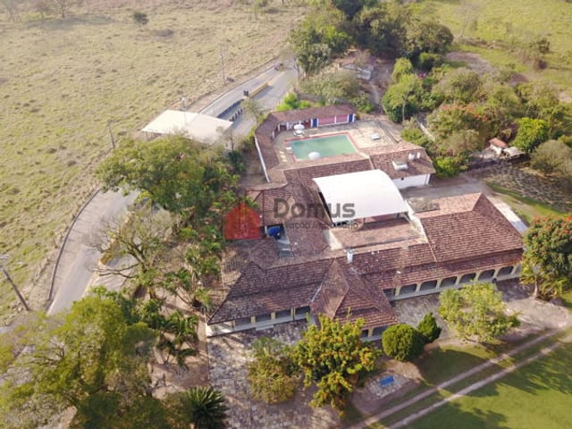 Chácara com 2500m², para alugar, no bairro Jardim Padre Rodolfo em Pindamonhangaba