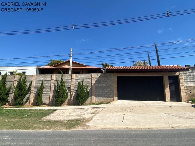 Chácara com 230m² 2 quartos e 3 banheiros, para alugar, no bairro Recanto São Manoel I em Salto de Pirapora