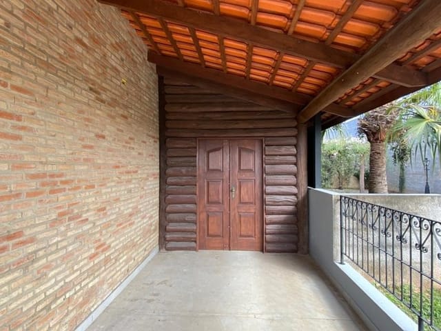Chácara com 230m² 2 quartos e 3 banheiros, para alugar, no bairro Recanto São Manoel I em Salto de Pirapora