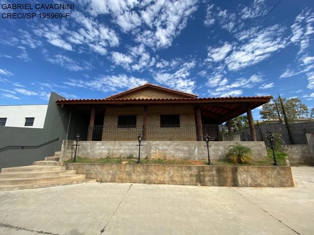 Chácara com 230m² 2 quartos e 3 banheiros, para alugar, no bairro Recanto São Manoel I em Salto de Pirapora