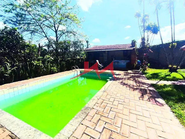 Chácara com 3956m² 3 quartos e 3 banheiros, à venda, no bairro Pinhão em Tanguá