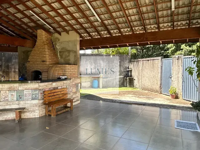 Chácara com 1050m² 4 quartos e 2 banheiros, à venda, no bairro Parque Residencial Tancredi em Americana