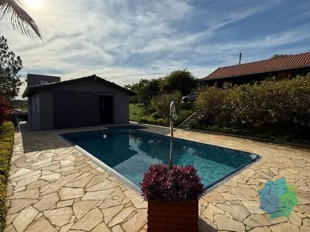 Chácara com 2480m² 3 quartos e 4 banheiros, à venda, no bairro Perímetro Urbano em Sarapuí
