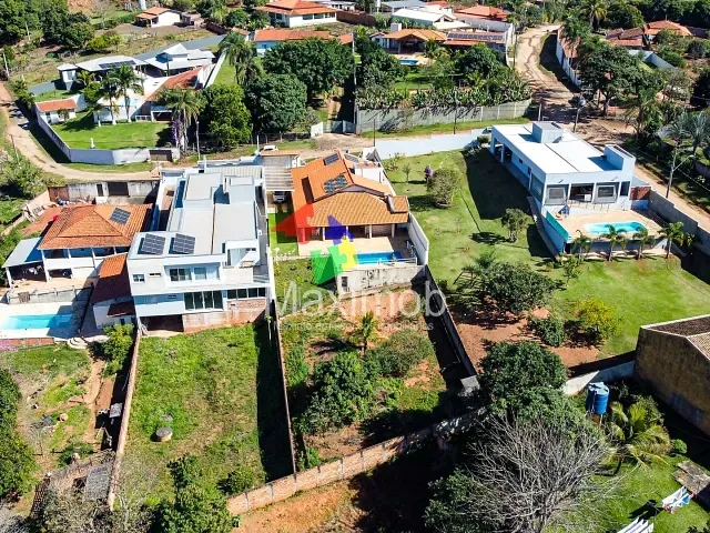 Chácara com 1150m² 3 quartos e 2 banheiros, à venda, no bairro Loteamento de Chácaras de Recreio Jardim Planalto em Itapira