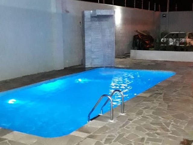 Chácara com 300m² 1 quarto e 1 banheiro, à venda, no bairro Jardim Nova Cambé em Cambé