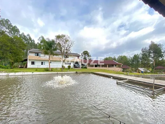 Chácara com 19000m² 3 quartos e 2 banheiros, à venda, no bairro Tijucas em Tijucas do Sul