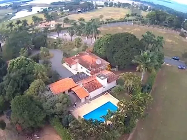 Sítio com 21000m² 3 quartos e 4 banheiros, à venda, no bairro Chácara São José em Jaguariúna