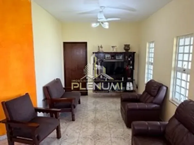 Chácara com 1191m² 3 quartos e 2 banheiros, à venda, no bairro Centro em Ipeúna