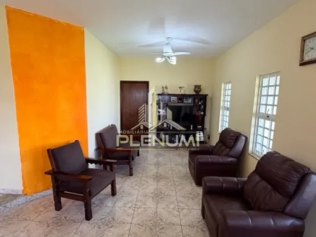 Chácara com 1191m² 3 quartos e 2 banheiros, à venda, no bairro Centro em Ipeúna