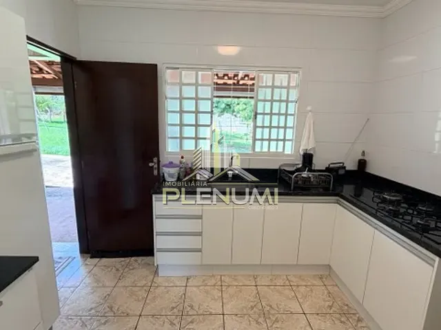 Chácara com 1191m² 3 quartos e 2 banheiros, à venda, no bairro Centro em Ipeúna