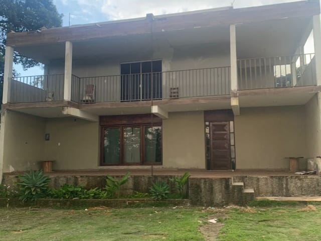 Chácara com 2500m², à venda, no bairro Água Comprida em Água Comprida