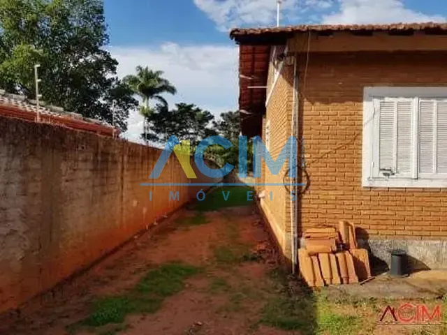 Chácara com 834m² 4 quartos e 3 banheiros, à venda, no bairro São Pedro em Jaguariúna