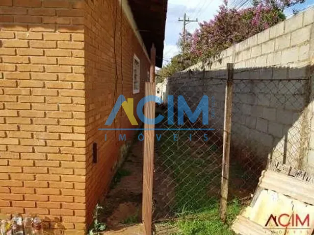 Chácara com 834m² 4 quartos e 3 banheiros, à venda, no bairro São Pedro em Jaguariúna
