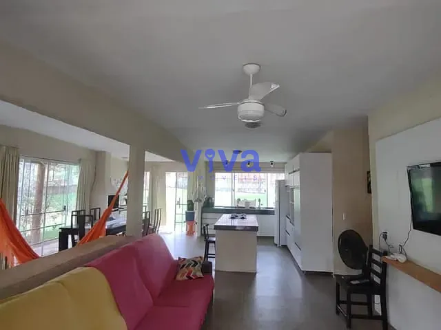 Chácara com 1200m² 4 quartos e 4 banheiros, à venda, no bairro ZONA RURAL em Hidrolândia