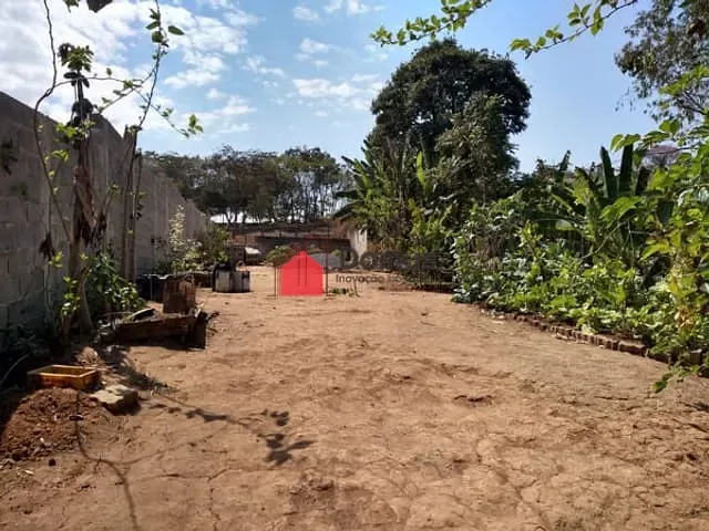 Chácara com 1280m², à venda, no bairro Feital em Pindamonhangaba
