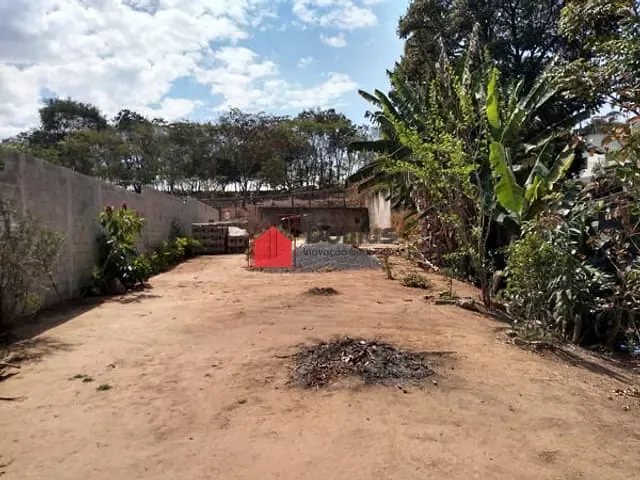 Chácara com 1280m², à venda, no bairro Feital em Pindamonhangaba