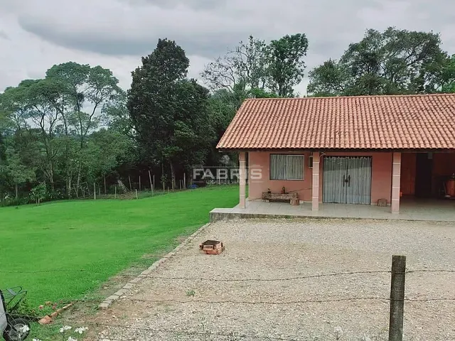 Chácara 2 quartos e 2 banheiros, à venda, no bairro Botiatuva em Campo Largo