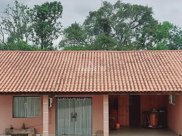 Chácara 2 quartos e 2 banheiros, à venda, no bairro Botiatuva em Campo Largo