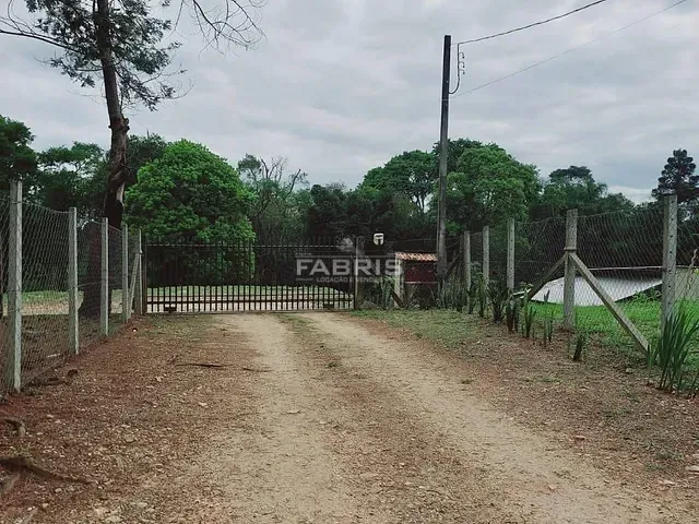 Chácara 2 quartos e 2 banheiros, à venda, no bairro Botiatuva em Campo Largo