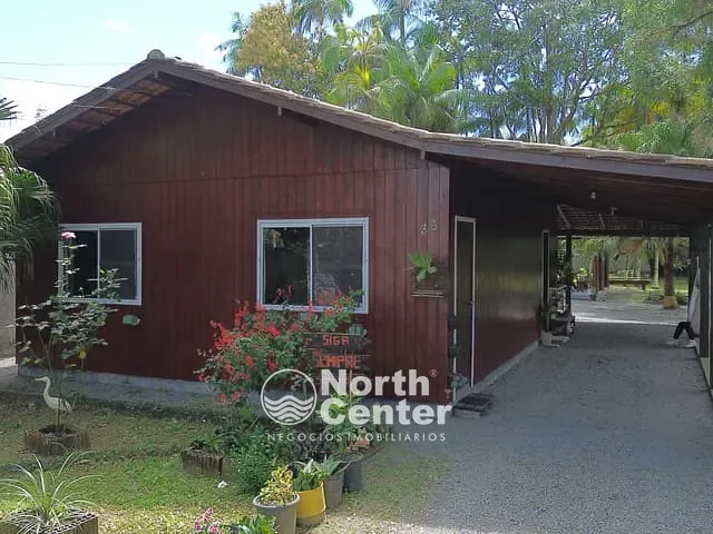 Chácara com 1726m² 2 quartos e 1 banheiro, à venda, no bairro Conquista em Balneário Barra do Sul