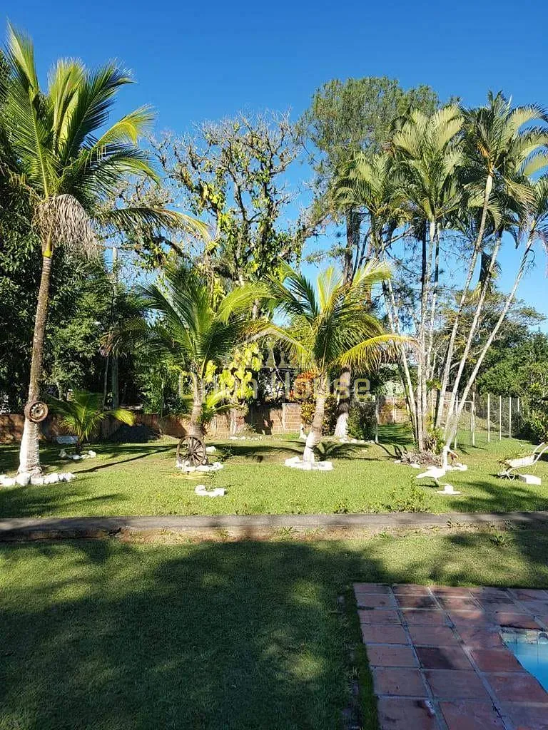 Sítio, 4 quartos, 6000 m² - Foto 2