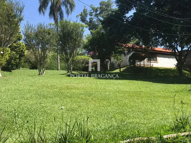Chácara com 11000m² 8 quartos e 8 banheiros, à venda, no bairro Curitibanos em Bragança Paulista