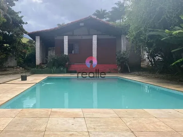 Chácara com 300m² 5 quartos e 7 banheiros, à venda, no bairro Braúnas em Belo Horizonte